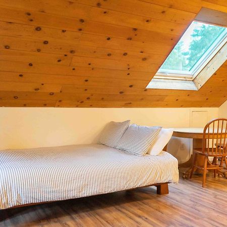 Bear Cave- Pet Friendly Suite In Shaver Lake Exterior photo