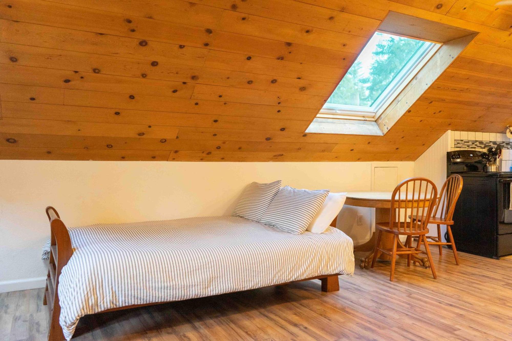 Bear Cave- Pet Friendly Suite In Shaver Lake Exterior photo